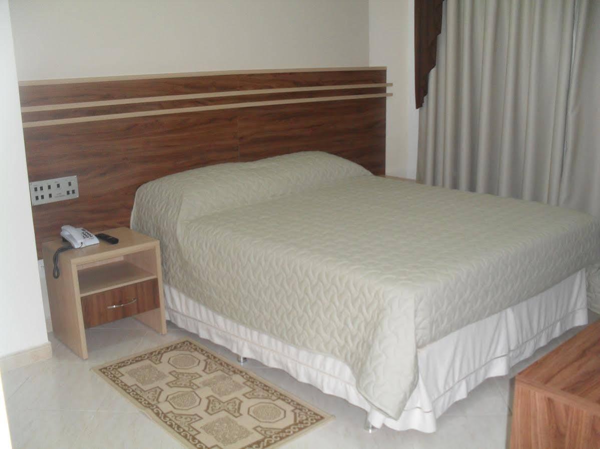 Hotel Dom Baroni Guarapuava Kültér fotó